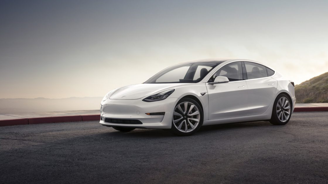 How Long Does It Take To Charge A Tesla Model 3 Long Range (RWD) (2019 ...