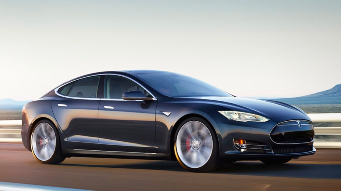 Tesla Model S 85D (2014)