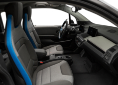 BMW i3 cabin with centre console